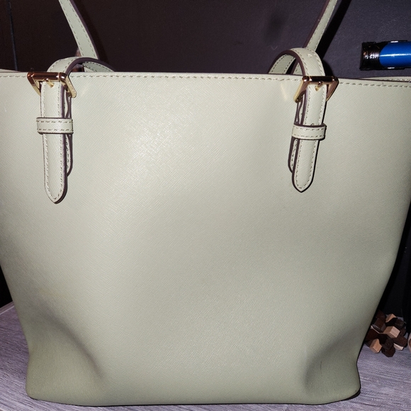 MICHEAL KORS LARGE TOTE - Picture 8 of 8
